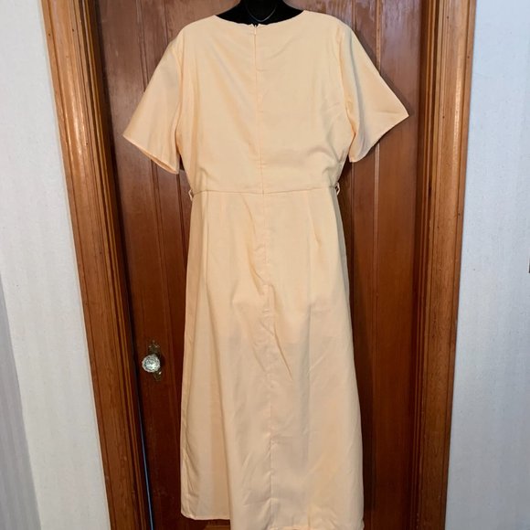 Love Sadie Pale Peach Short Sleeve Wrap Bottom Look Dress Size XL - Picture 13 of 13